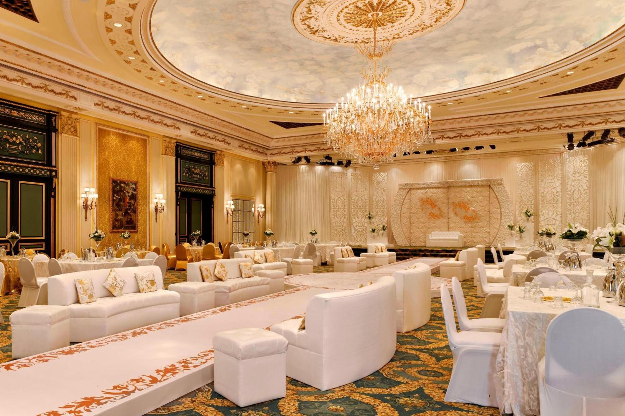 Le Meridien Эль-Хубар Экстерьер фото The Imperial Ball Room