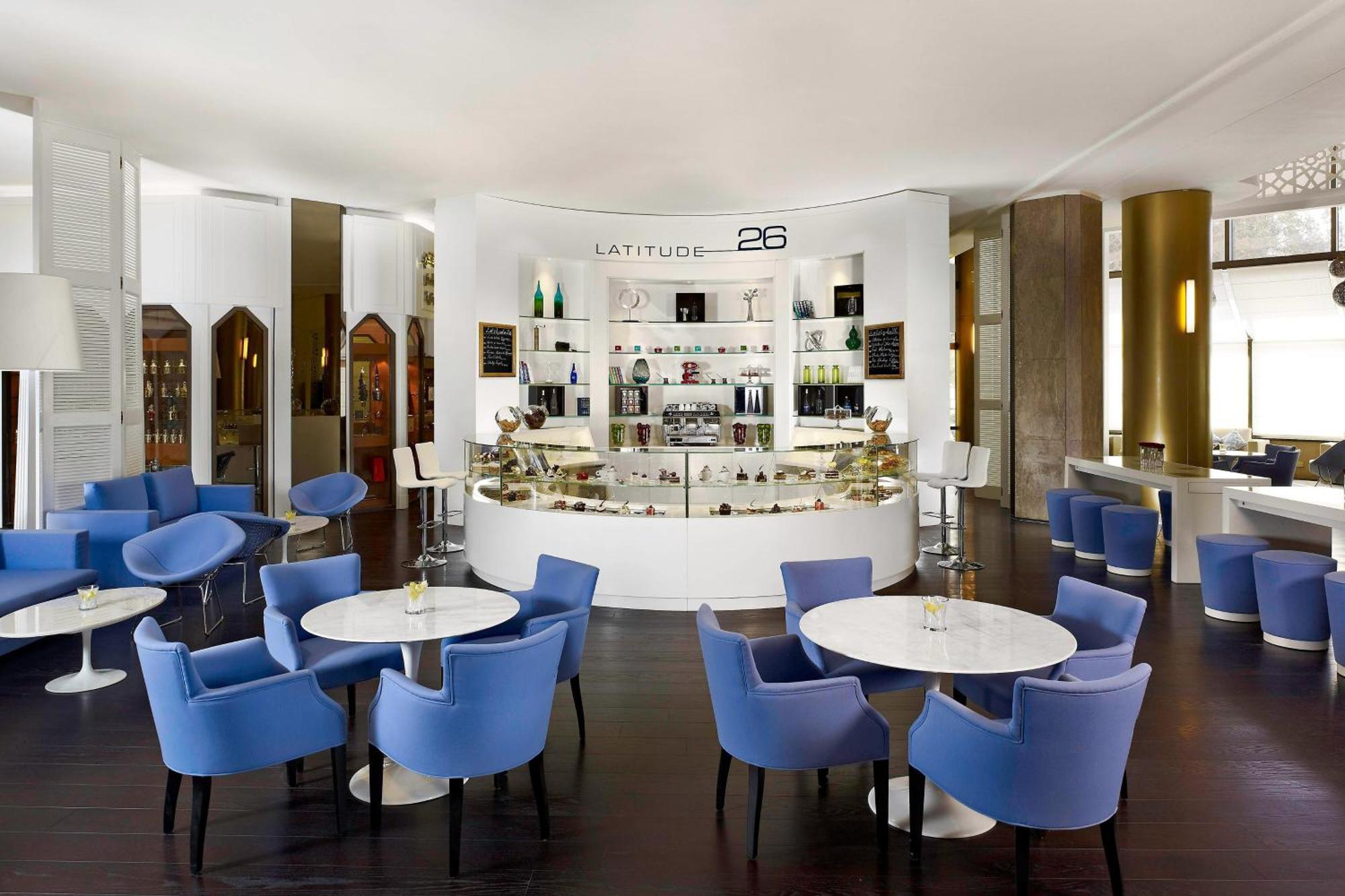 Le Meridien Эль-Хубар Экстерьер фото Lounge 26