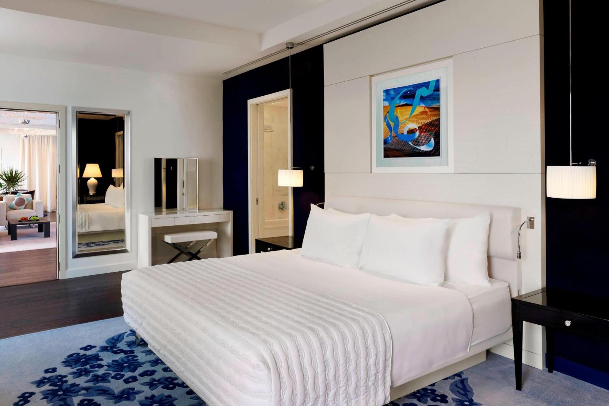 Le Meridien Эль-Хубар Экстерьер фото A bedroom at the hotel